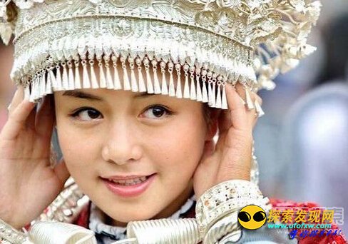 少数民族美女