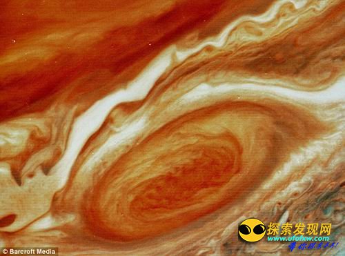 银河最美星球:被飓风覆盖的木星