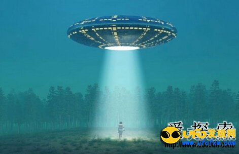 张艺谋被UFO抓走:UFO劫持事件