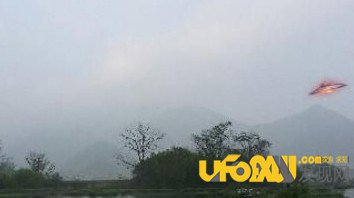 神农架庞大不明飞行物