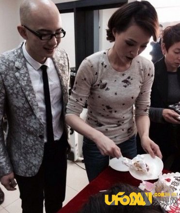 董卿缩阴?网曝央视名嘴董卿遍访全国名医缩阴