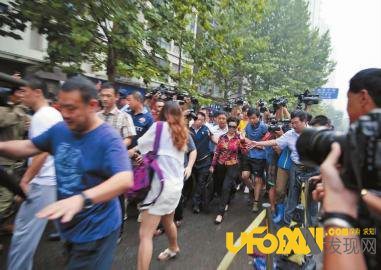 梦鸽被多少人上过?梦鸽给李双江戴绿帽