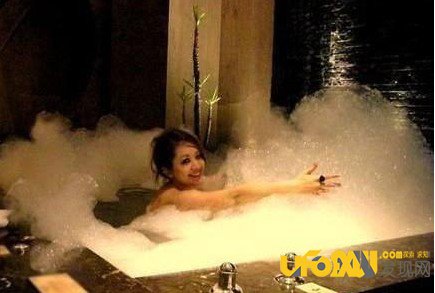 梦鸽被多少人上过?梦鸽给李双江戴绿帽