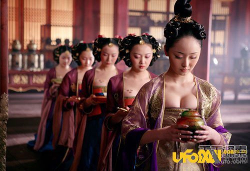 古代妃子侍寝的过程图片,古代妃子侍寝内衣
