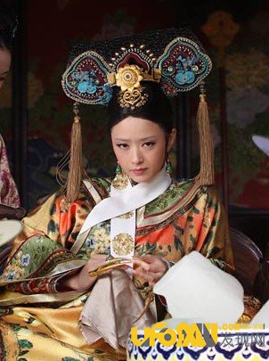甄嬛传华妃第几集死的,甄嬛传华妃死是哪一集