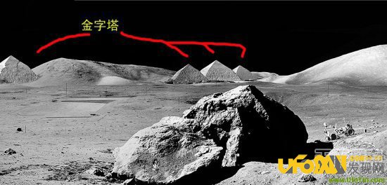 月球发现神秘尖塔,月球卫星照片现人影