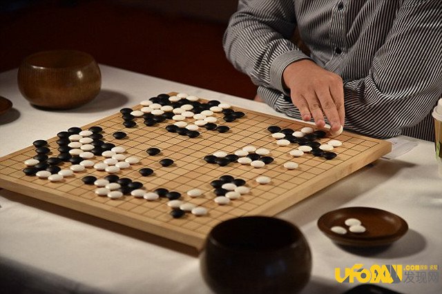 人机围棋比赛李世石,最后比分3-0震惊世界