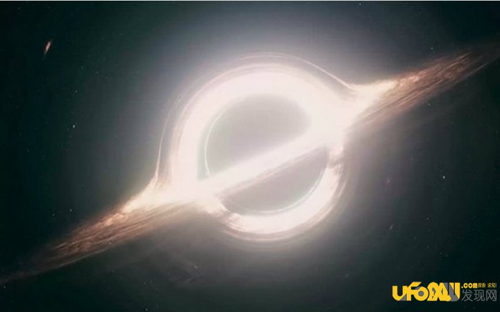 黑洞里面是什么 :超大质量黑洞可以吞噬恒星