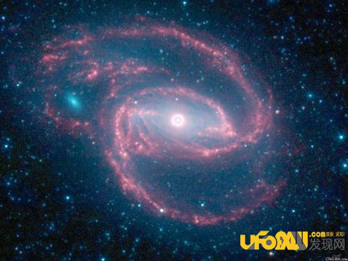 黑洞里面是什么 :超大质量黑洞可以吞噬恒星