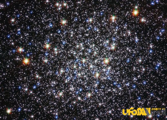 超级黑洞存在外星人?专家称将被暗物质杀死