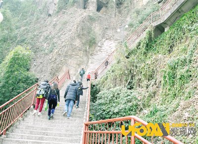 万州太白岩离奇"字谜" 字不成字暗藏千古之谜