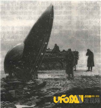 UFO曾进攻俄罗斯,竟被神秘陨石击毁