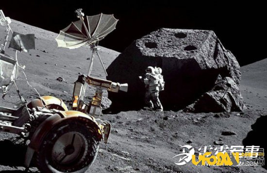 阿波罗登月骗局被反驳:尽拍到UFO画面