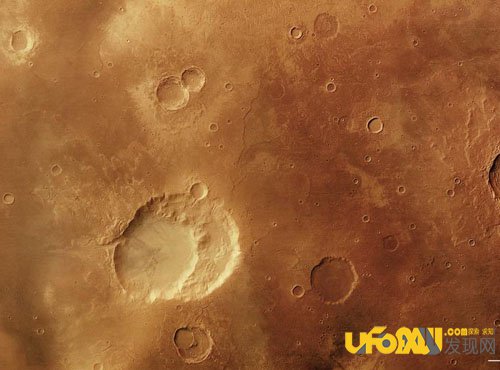 科学家称:火星并不存在生命,沸水可能引起火星沙崩
