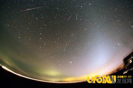 科学家解释流星雨是怎么形成的:巨蟹座流星雨的形成