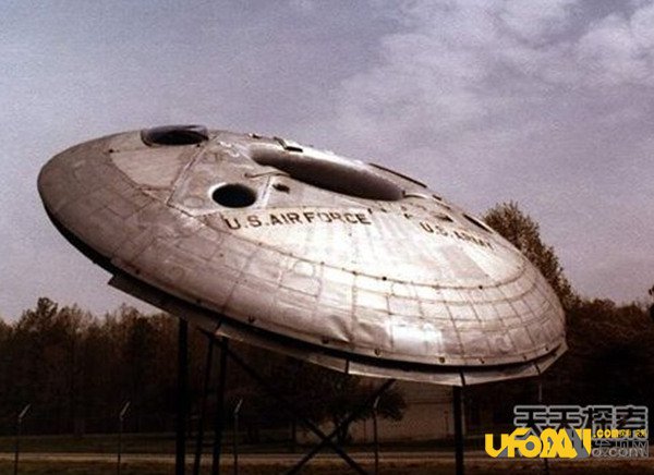 美国ufo事件证据确凿:一个警察的目击报告