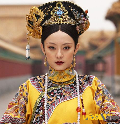 乾隆的母亲是甄嬛吗,历史上有甄嬛这个人吗