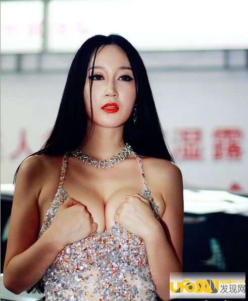 吴稀儿未经处理雅照, 车模吴稀儿不雅照全集