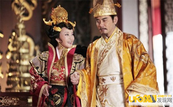 李治和武则天差几岁