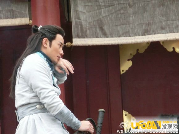 ����δ���ذ���ϲ��˭,�ذ�������˭��һ����