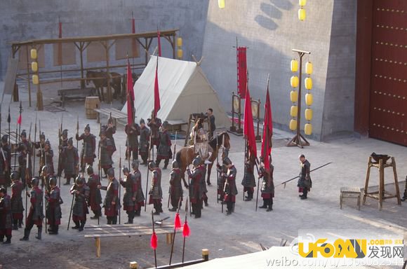 ����δ���ذ���ϲ��˭,�ذ�������˭��һ����