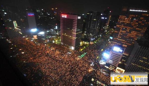 韩国总统朴槿惠被迫下台内幕