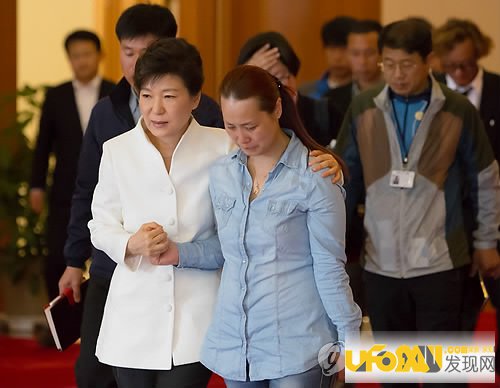 韩国总统朴槿惠被迫下台内幕