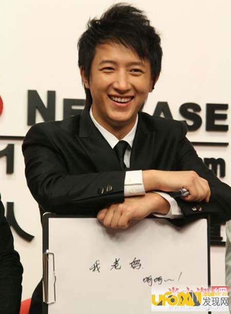 李小璐的情史