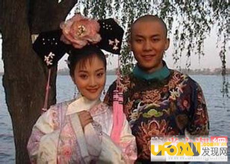 李小璐的情史