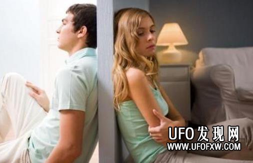 一个男人想睡你的表现