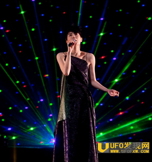 王菲演唱会走音歌曲