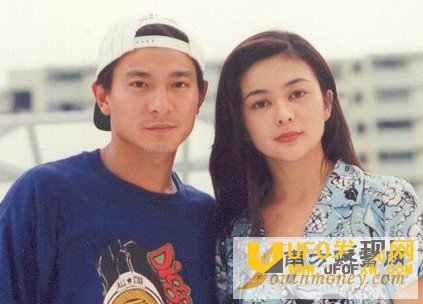 关之琳被向华强玩