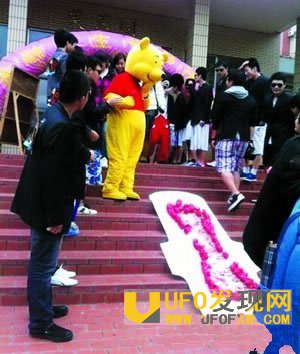在上课看到女生卫生巾