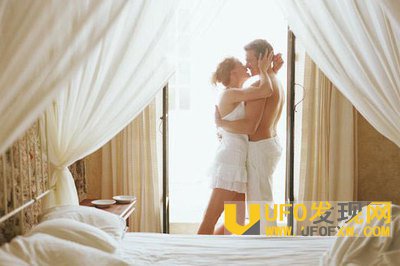 男主用各种工具女主