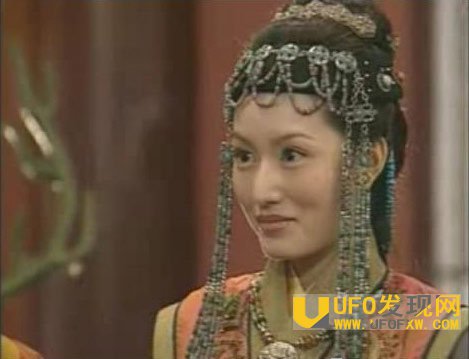 �����ֻƼ�Ө����