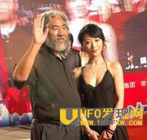 �Ŵ����˯����Ů��