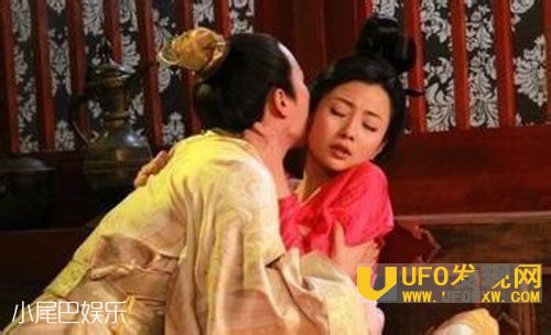 杨贵妃给安绿山喂奶资料图