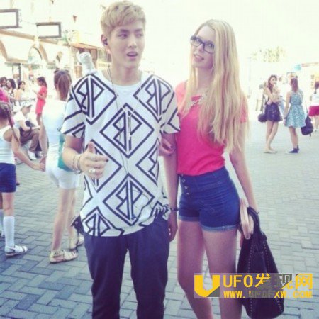 ���ෲŮ��������ͼ