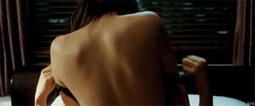 ���������Ů���𶯰�