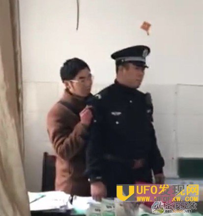 荣县一中学生跳楼现场资料图