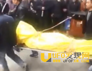 跳楼学生遗体已被收敛