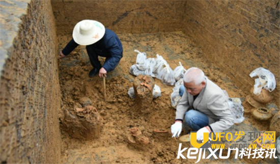 重庆发现东汉古墓 1800年前古墓出土众多文物