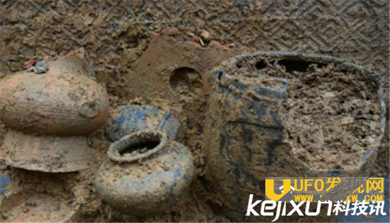 重庆发现东汉古墓 1800年前古墓出土众多文物