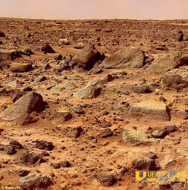 NASA已经在进行一系列研究,准备在2030年实现载人登陆火星。有一些学者已经开始关注人类在不适合居住的环境条件下生活的情况,比如在南极洲或国际空间站。