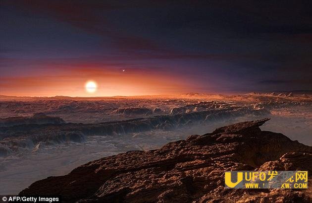 考虑到我们最近刚刚发现了在同一恒星系中围绕第三颗恒星旋转的比邻星B,这次机会令人格外激动
